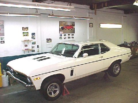 1970 Nova SS 350, 4 speed, 12 bolt posi, power disk brakes, white exterior, black interior, this car is for sale. For detailed pictures please email.
enjoy this awsome 70 Nova SS