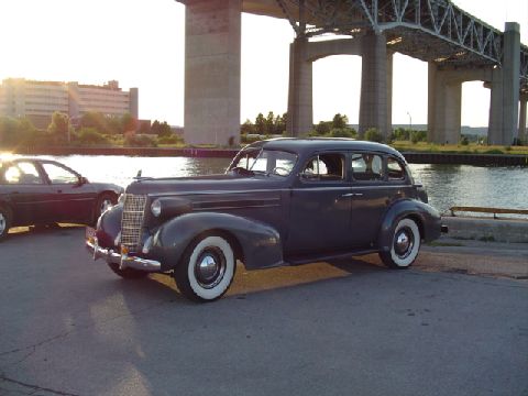 Oldsmobile Eight