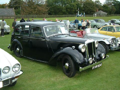 Daimler DB18 Consort