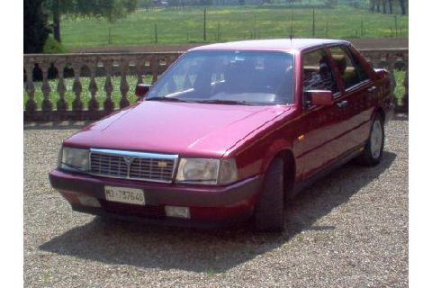 Lancia Thema 8.32