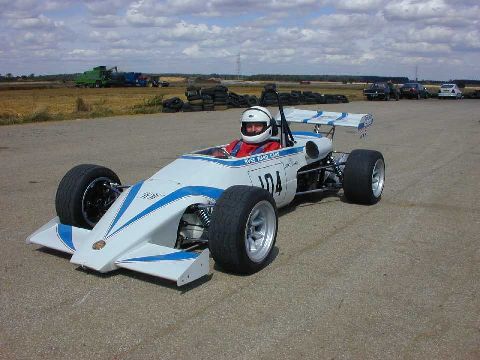 Ginetta G17