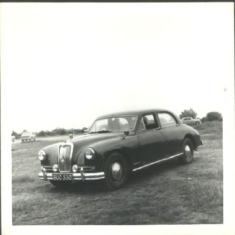 Riley Pathfinder
