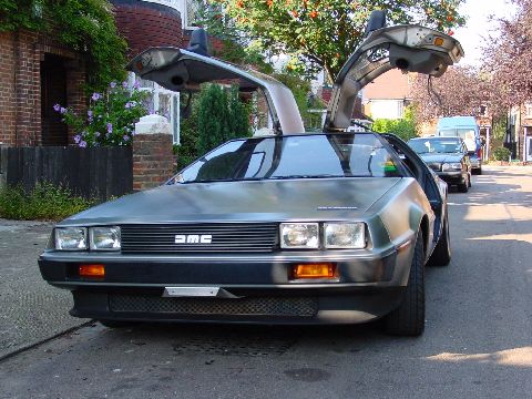 De Lorean DMC-2