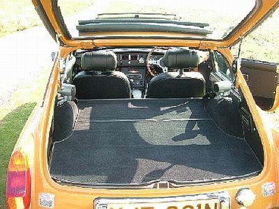 MG MGB GT V8