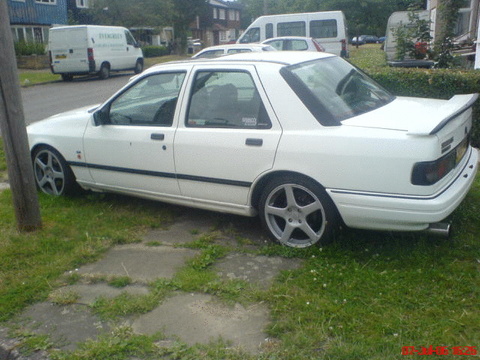Ford Sapphire RS Cosworth 4x4