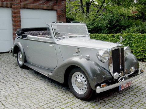 Daimler DB18