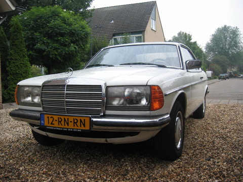 Mercedes-Benz 230C/280CE Coupe