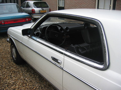 Mercedes-Benz 230C/280CE Coupe