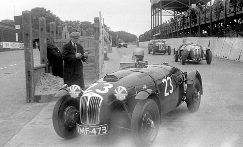 Frazer Nash Le Mans Replica