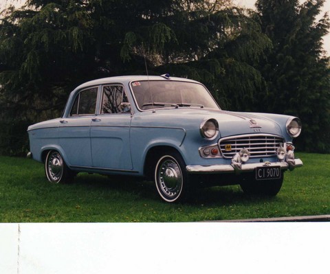 Standard Vanguard Luxury Six